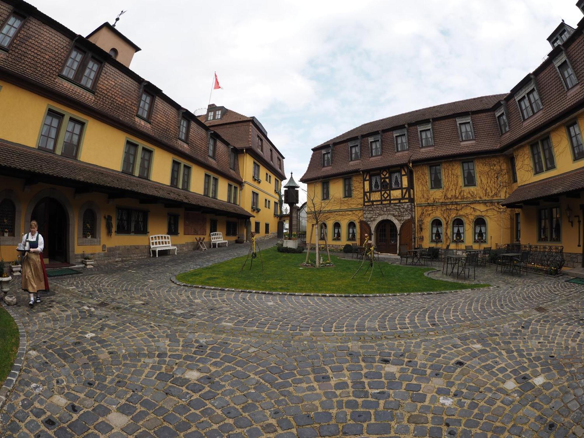 Hotel Leicht Biebelried Exterior photo